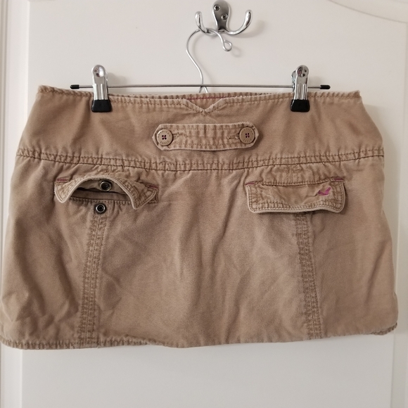American Eagle Tan Mini Skirt - w/ Pockets! - Picture 2 of 7